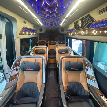 Limousine 9 Chỗ